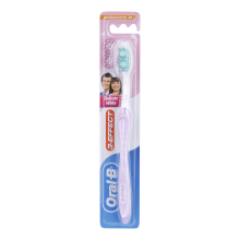 Oral B Toothbrush 3-Effect Delicate White Medium 1 piece